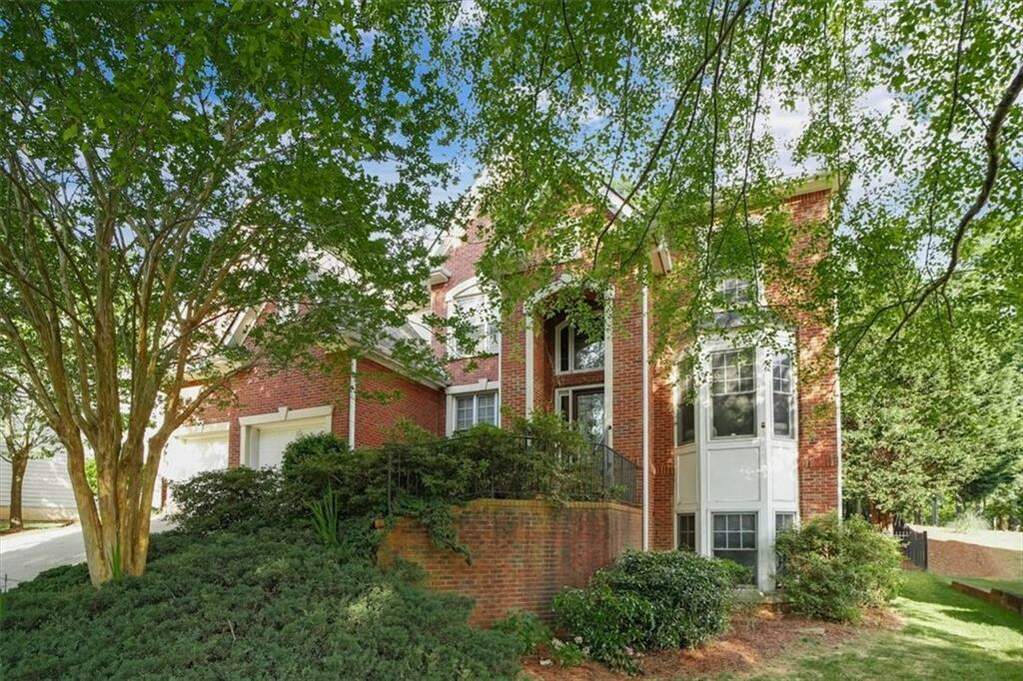 1020 Beacon Hill Crossing, Alpharetta, GA 30005 MLS 7048642 Ansley