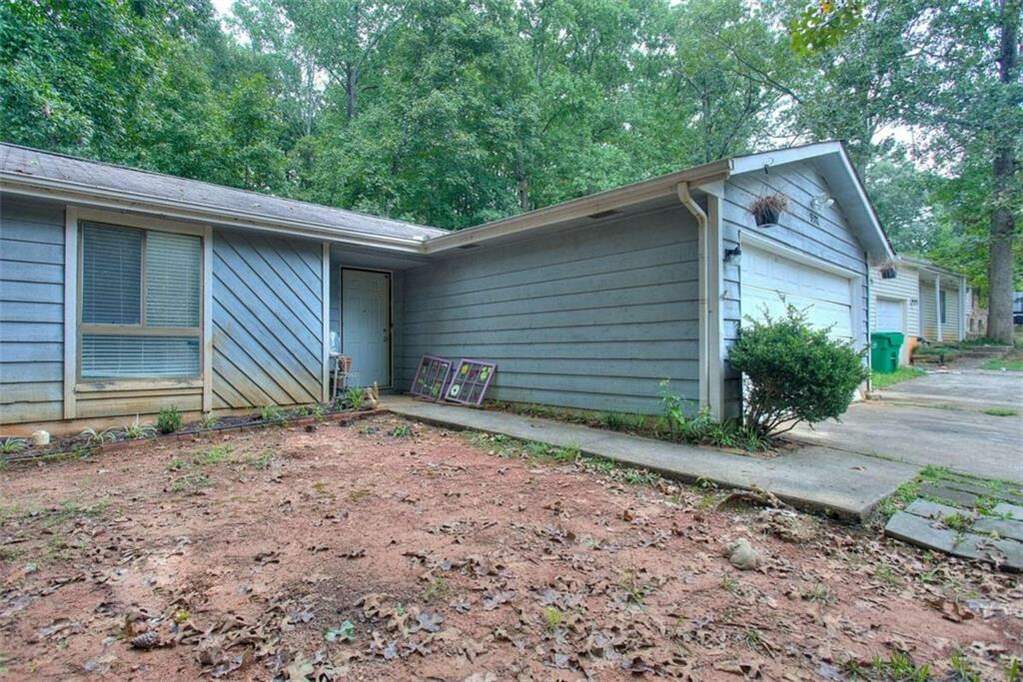 5377 Martins Crossing Road, Stone Mountain, GA 30088 MLS 7104357