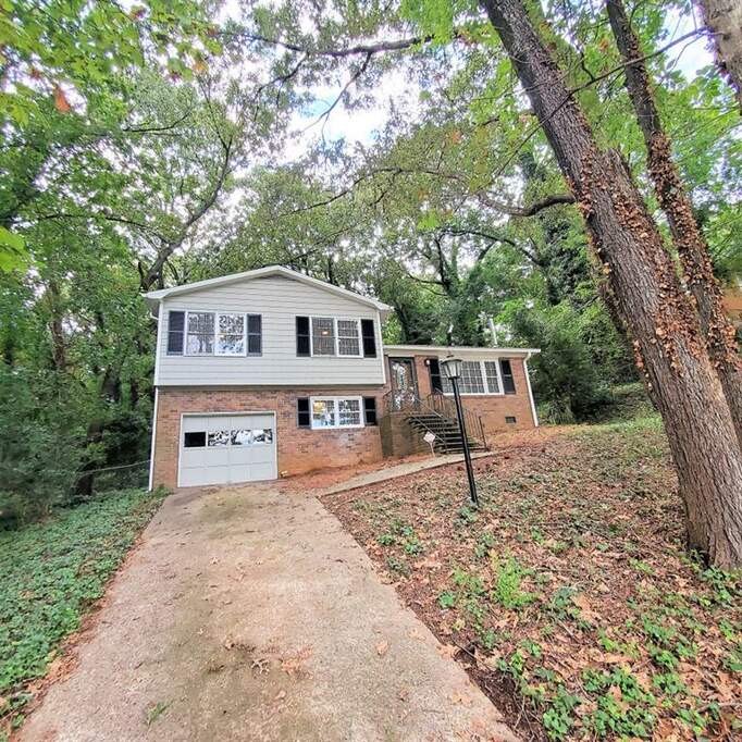 609 Bonnie Dell Drive, Marietta, GA 30062 MLS 7105441 Ansley Real
