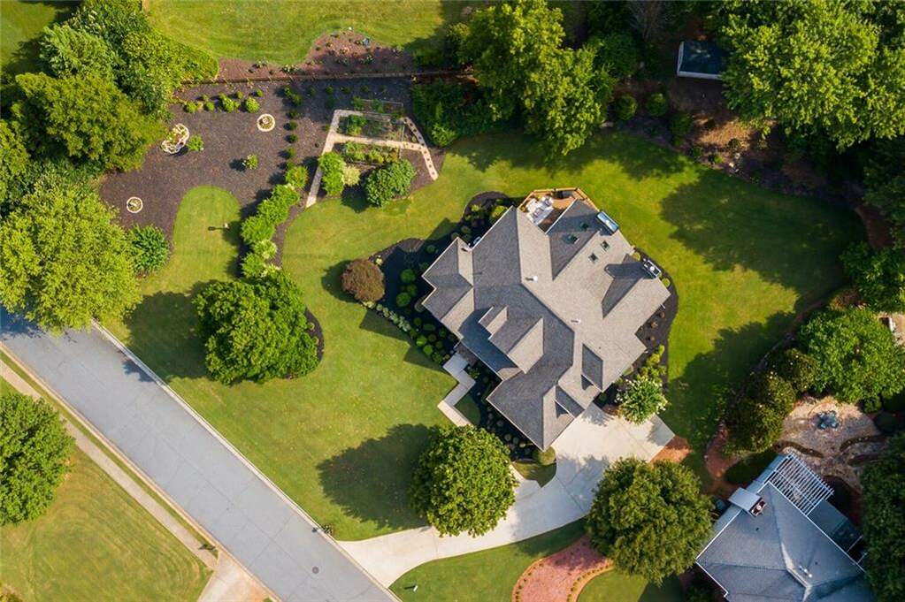 235 Devereux Downs, Roswell, GA 30075 MLS 7157658 Ansley Real Estate