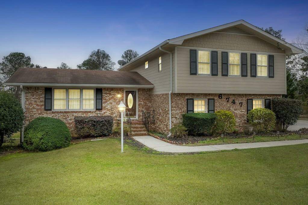 6747 Chaparral Drive, Lithonia, GA 30038 MLS 7180772 Ansley Real