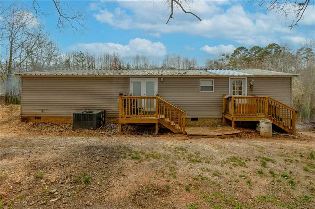 5656 Hemlock Street, Lula, GA 30554 MLS 7183158 Ansley Real Estate