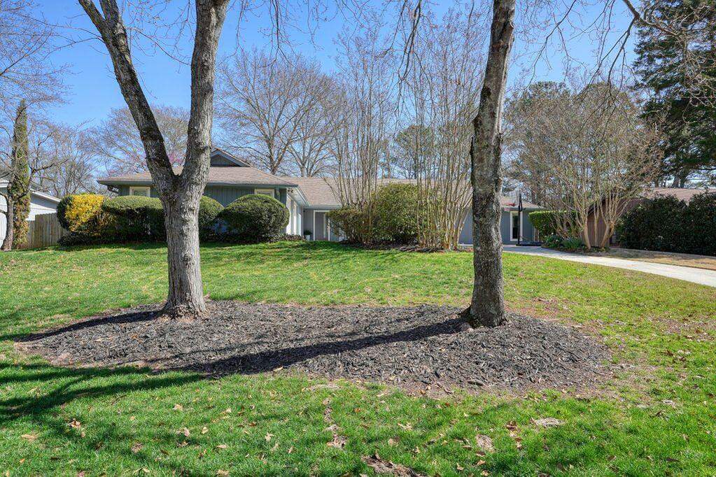 1525 Oakfield Lane, Roswell, GA 30075 MLS 7183755 Ansley Real Estate