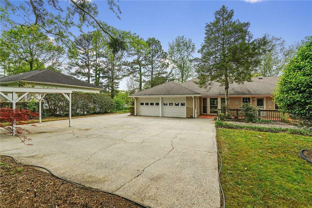 9455 River Lake Drive, Roswell, GA 30075 MLS 7199936 Ansley Real