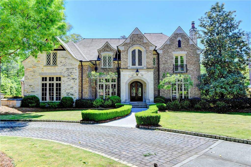 1029 Crescent River Pass