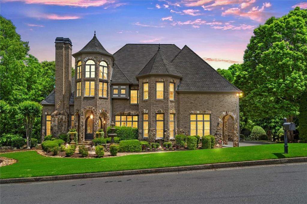 134 Cedar Woods Trail