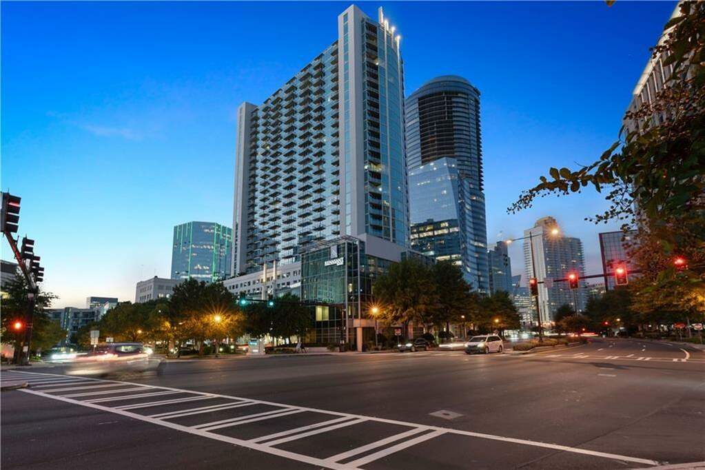 3324 Peachtree Road Ne