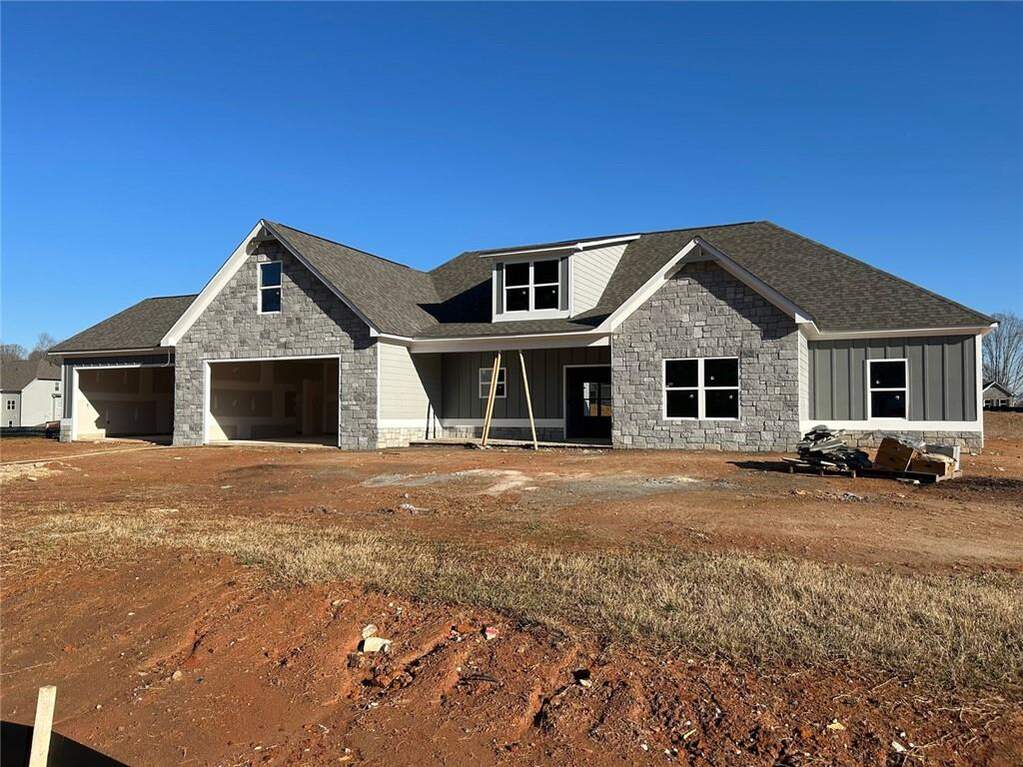 27 Barnwood Point