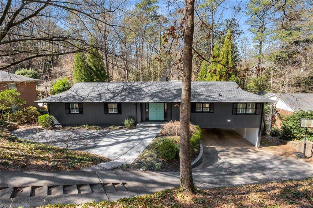 3240 Pinestream Road Nw