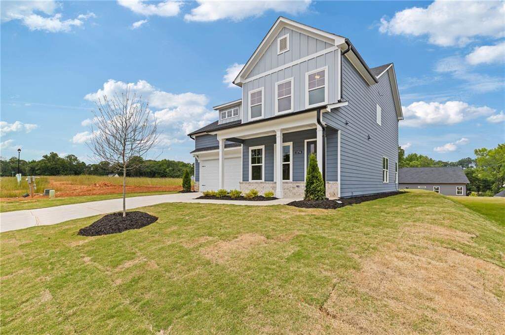 176 Crimson Feather Drive, Jefferson, GA 30549