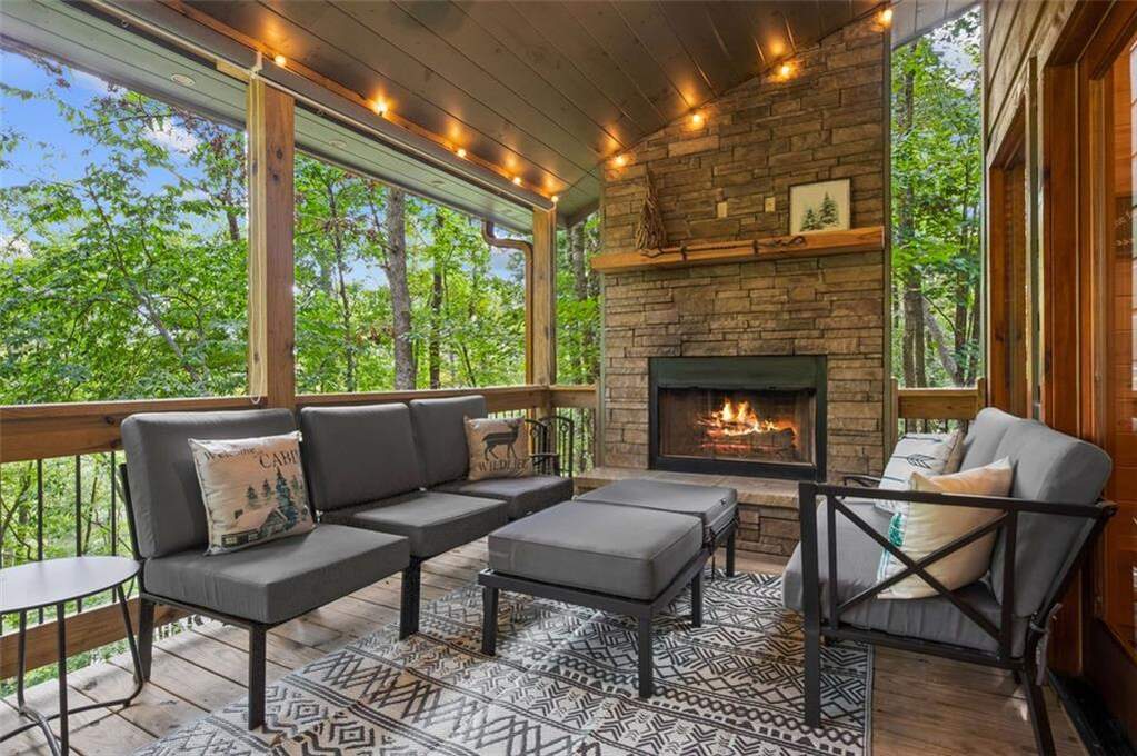 263 Windy Valley Lane