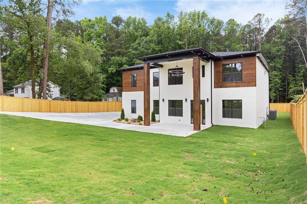 1349 Oak Road, Lilburn, GA 30047