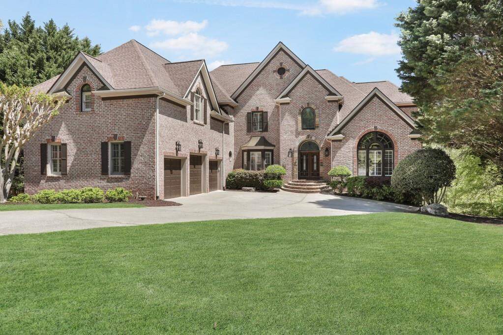 560 Brook Manor Drive