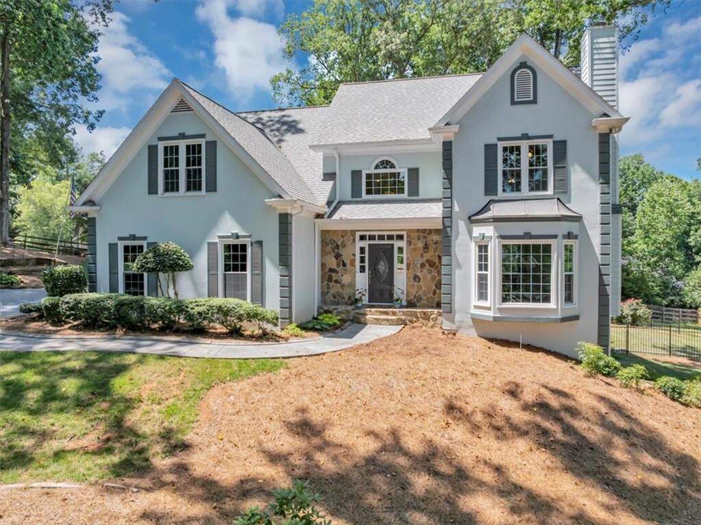 2235 Mantilla Court Nw