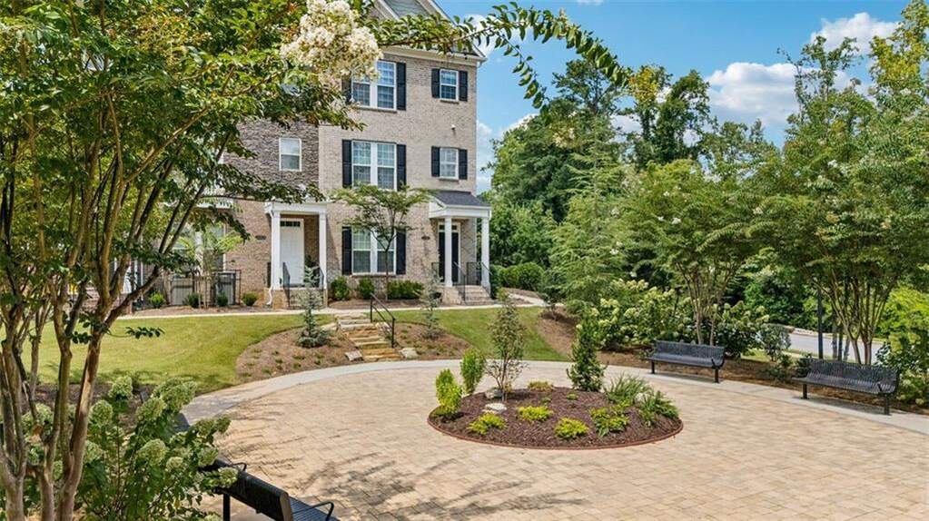 2025 Humboldt Park Lane, Decatur, GA 30033 | MLS# 7633536 | Ansley Real ...