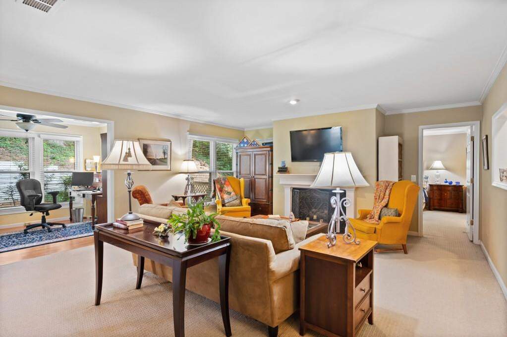 500 Bainbridge Drive, Sandy Springs, GA 30327