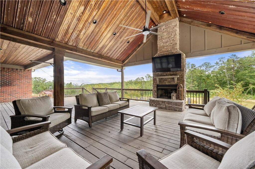 1150 Brushy Mountain Road, Rockmart, GA 30153