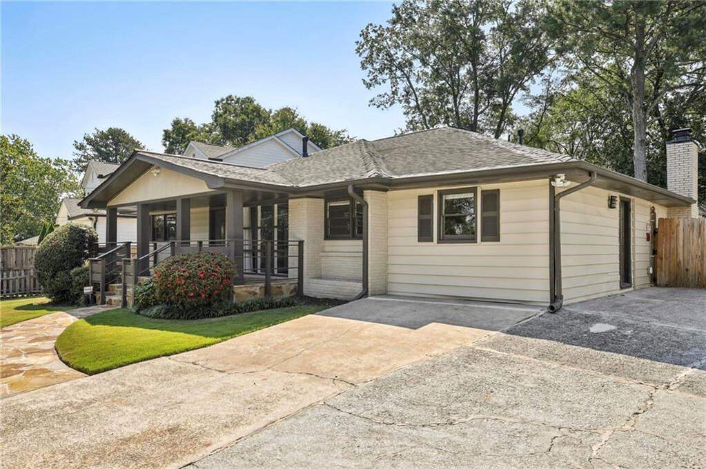 1899 Raven Hill Drive Ne