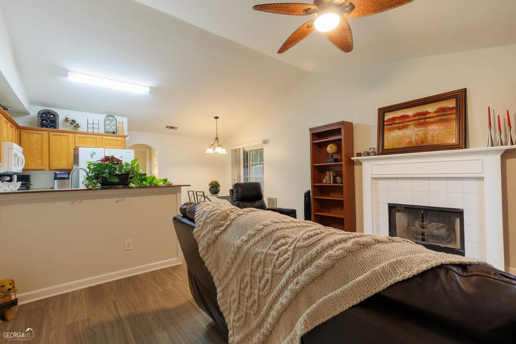 208 Park Place, Woodstock, GA 30189 MLS 10157868 Ansley Real Estate