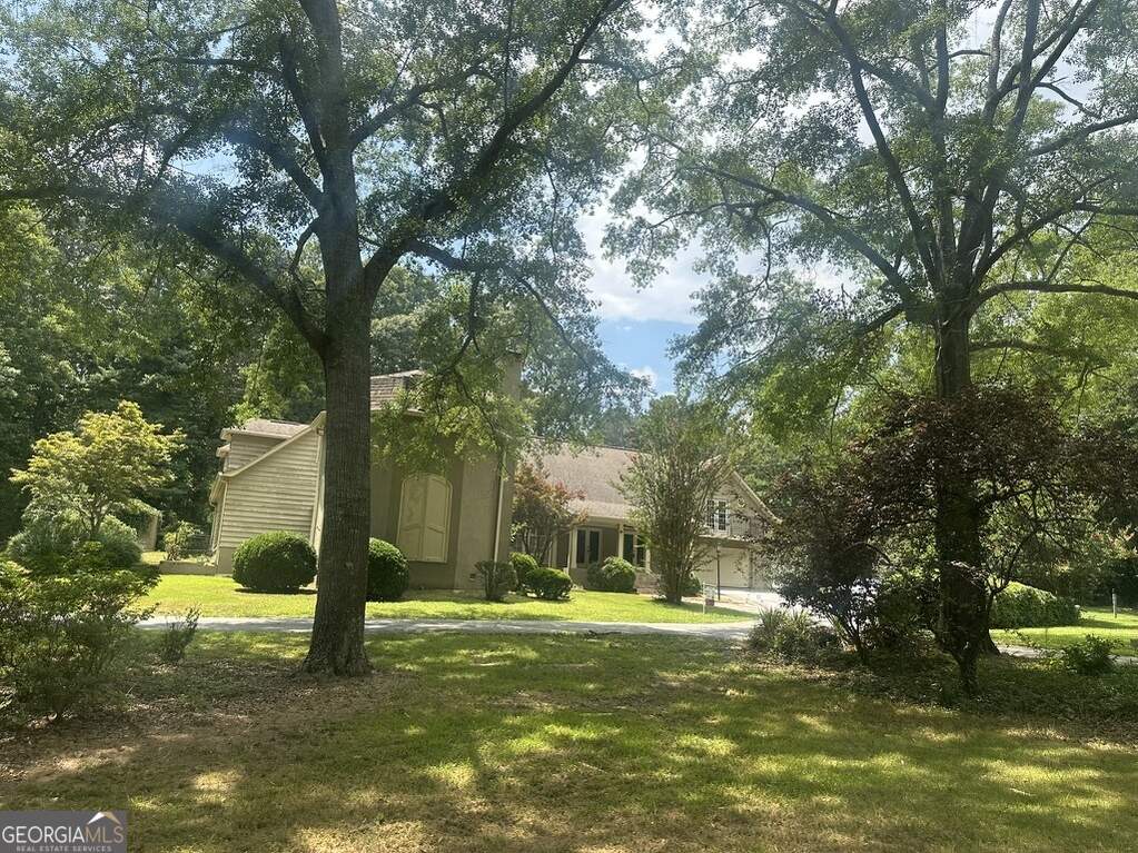 2812 Highway 16 E, Sharpsburg, GA 30277