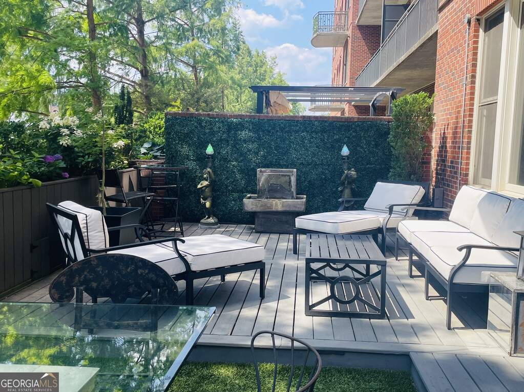 3180 Mathieson Drive #502