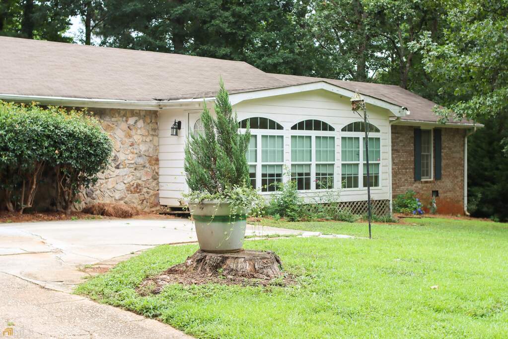 4636 S Seminole Drive, Douglasville, GA 30135 MLS 20056629 Ansley