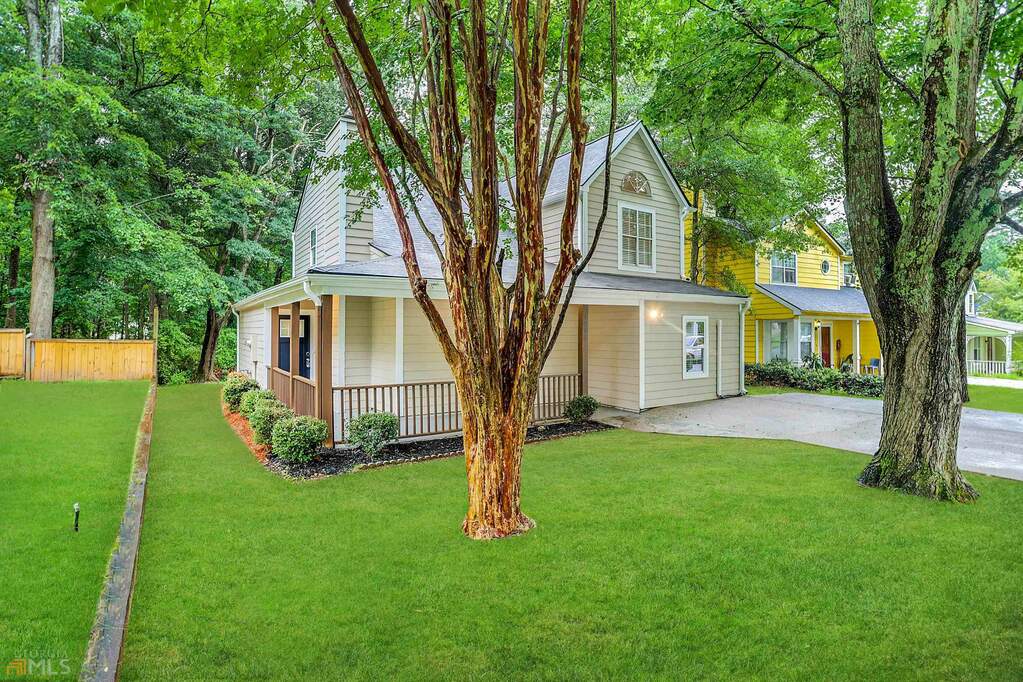 1018 Autumn Crest Court, Stone Mountain, GA 30083 MLS 20077839