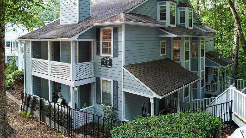 3960 Riverlook Parkway 207, Marietta, GA 30067 MLS 20142951