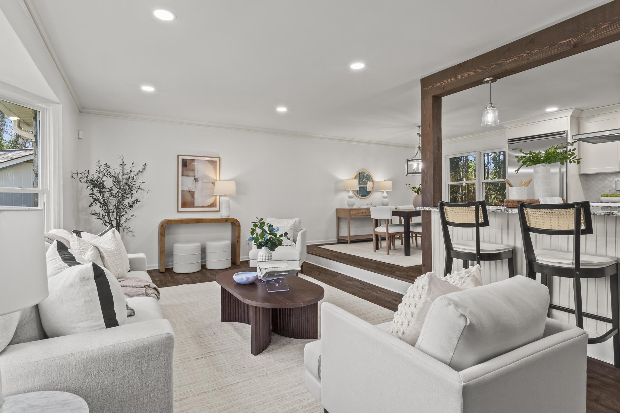 1106 Aurora Court